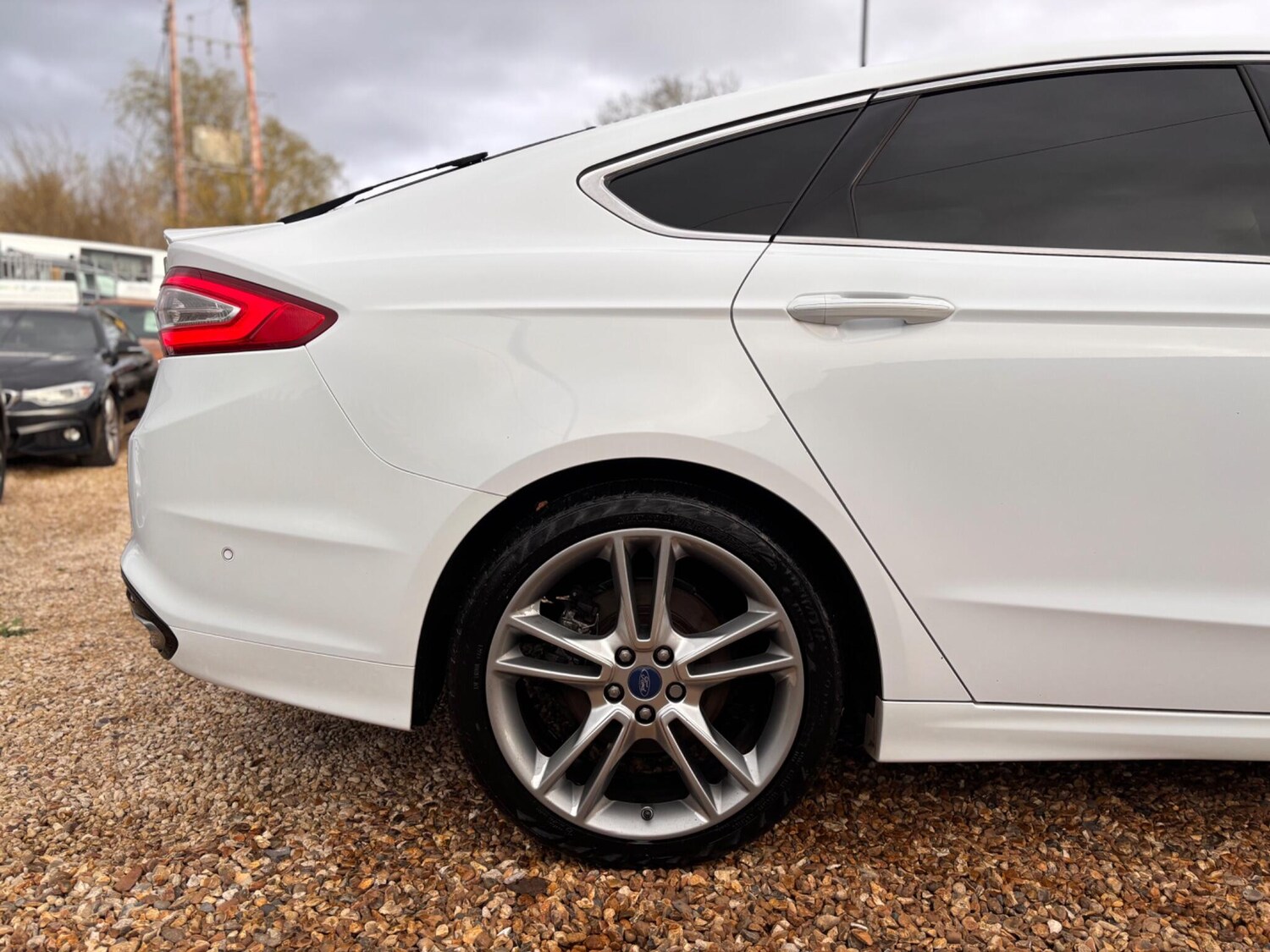 Used Ford Mondeo 2015 for sale - 78057819: Photo 25