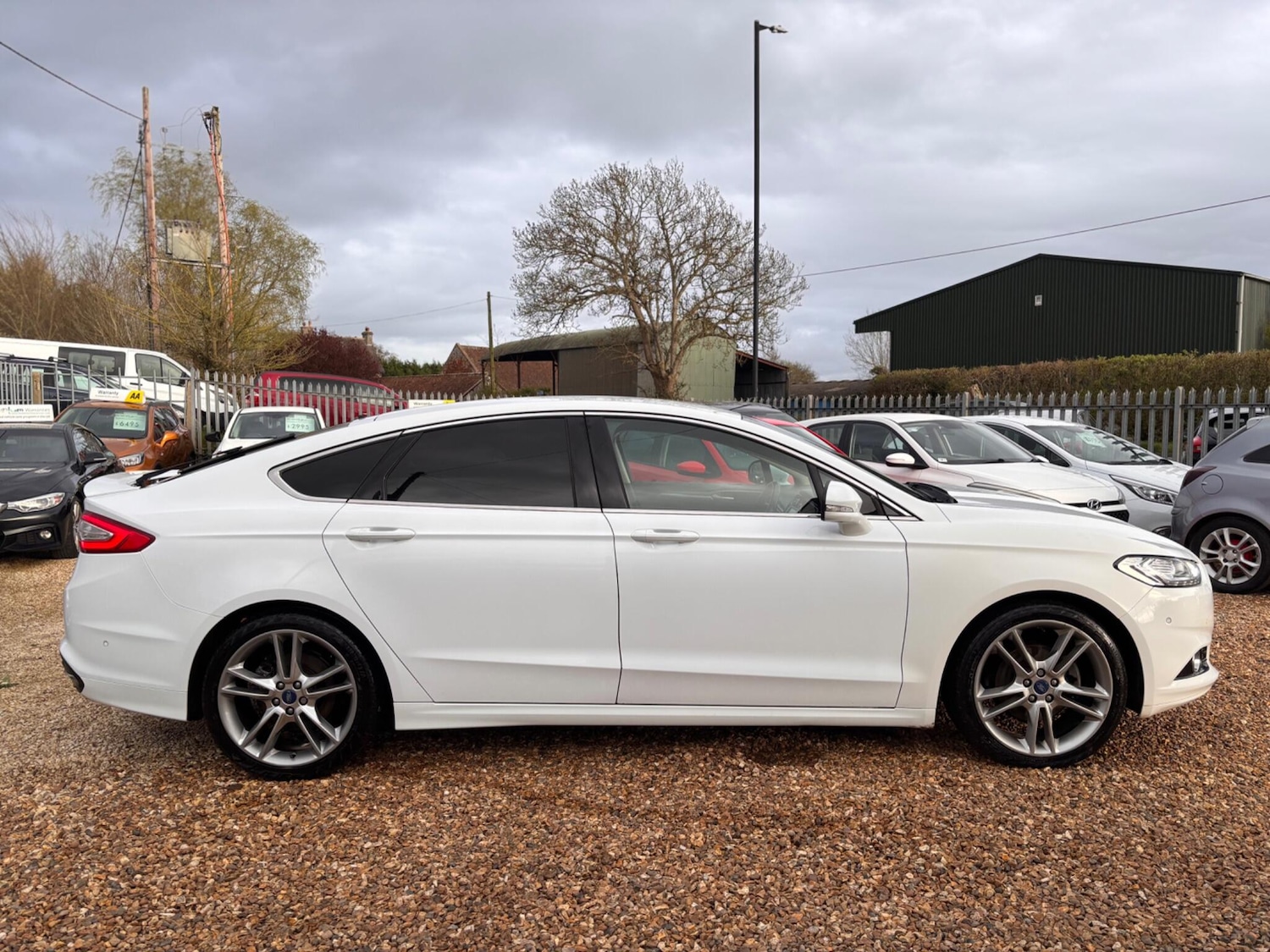 Used Ford Mondeo 2015 for sale - 78057819: Photo 8