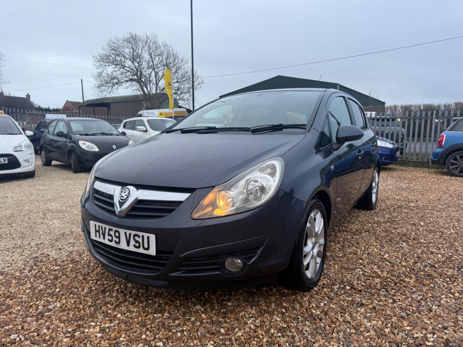 Used Vauxhall Corsa 2009 for sale - 77193196: Photo 3