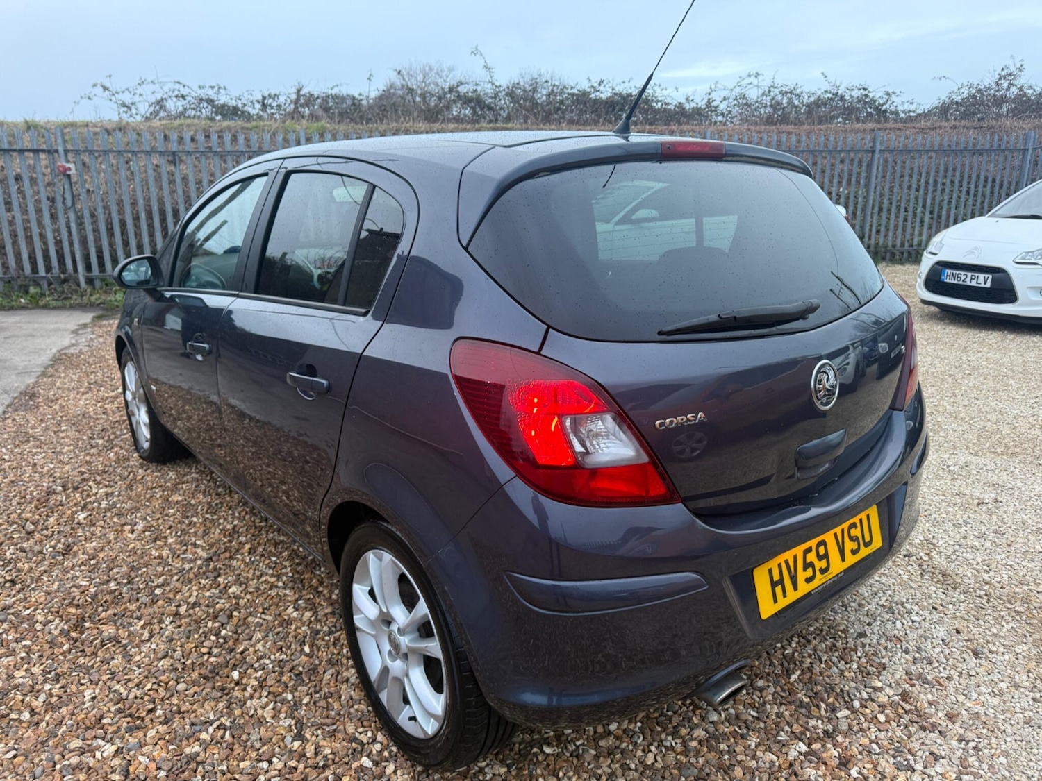 Used Vauxhall Corsa 2009 for sale - 77193196: Photo 4