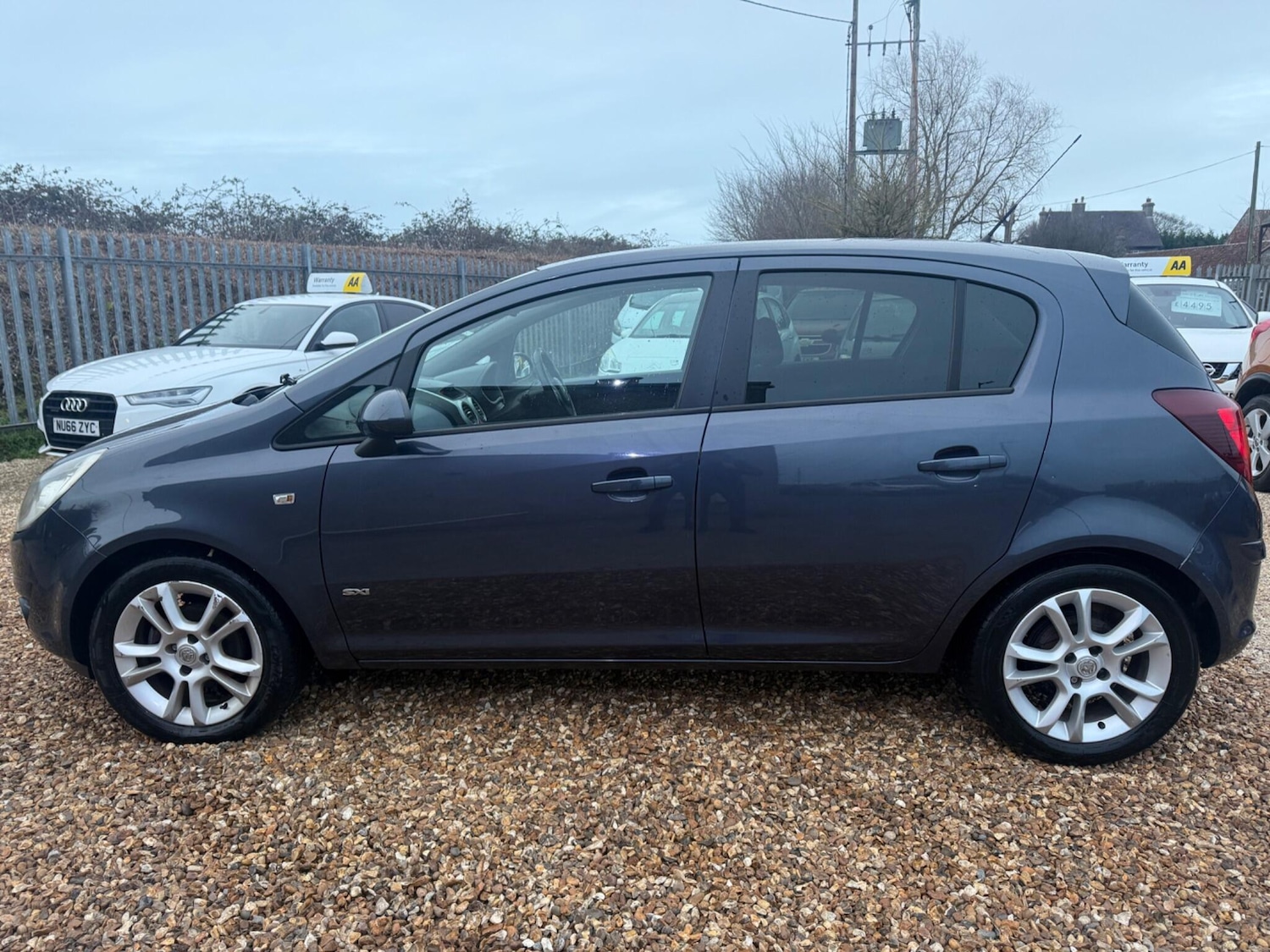 Used Vauxhall Corsa 2009 for sale - 77193196: Photo 5