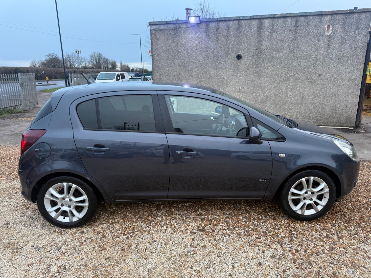 Used Vauxhall Corsa 2009 for sale - 77193196: Photo 9