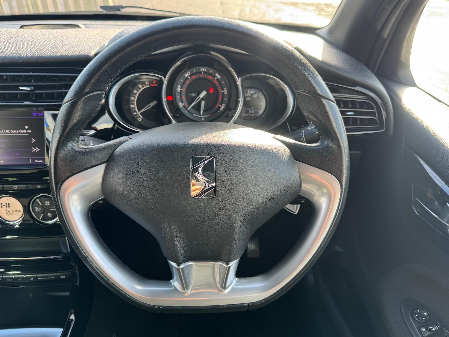 Used DS Automobiles DS 3 2016 for sale - 76370367: Photo 15