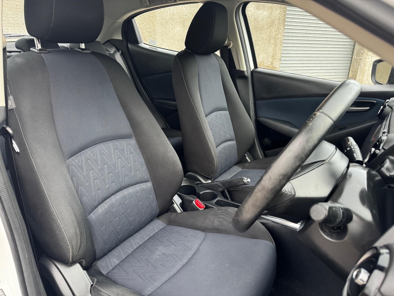 Used Mazda Mazda2 2016 for sale - 76498646: Photo 15