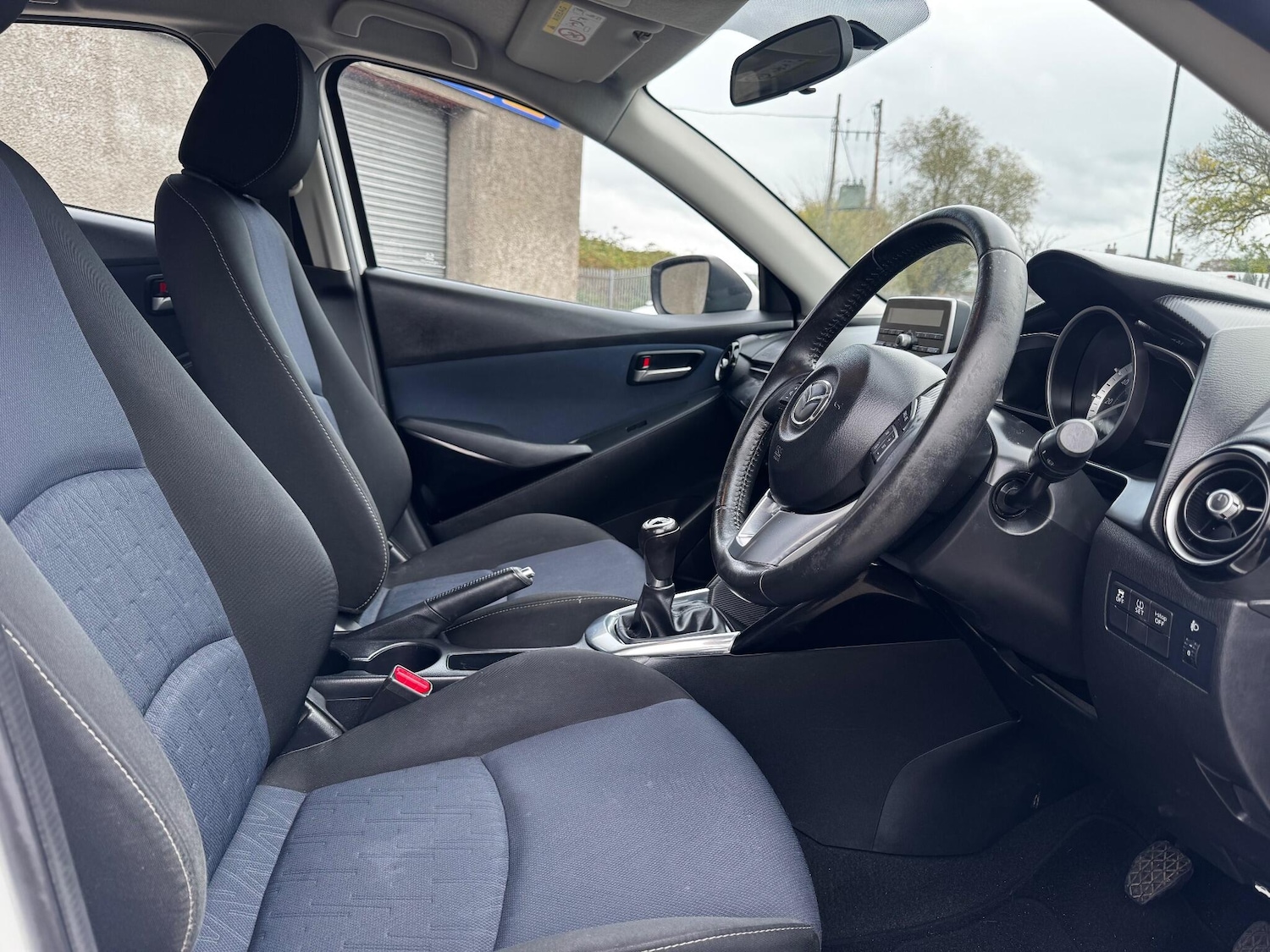 Used Mazda Mazda2 2016 for sale - 76498646: Photo 16