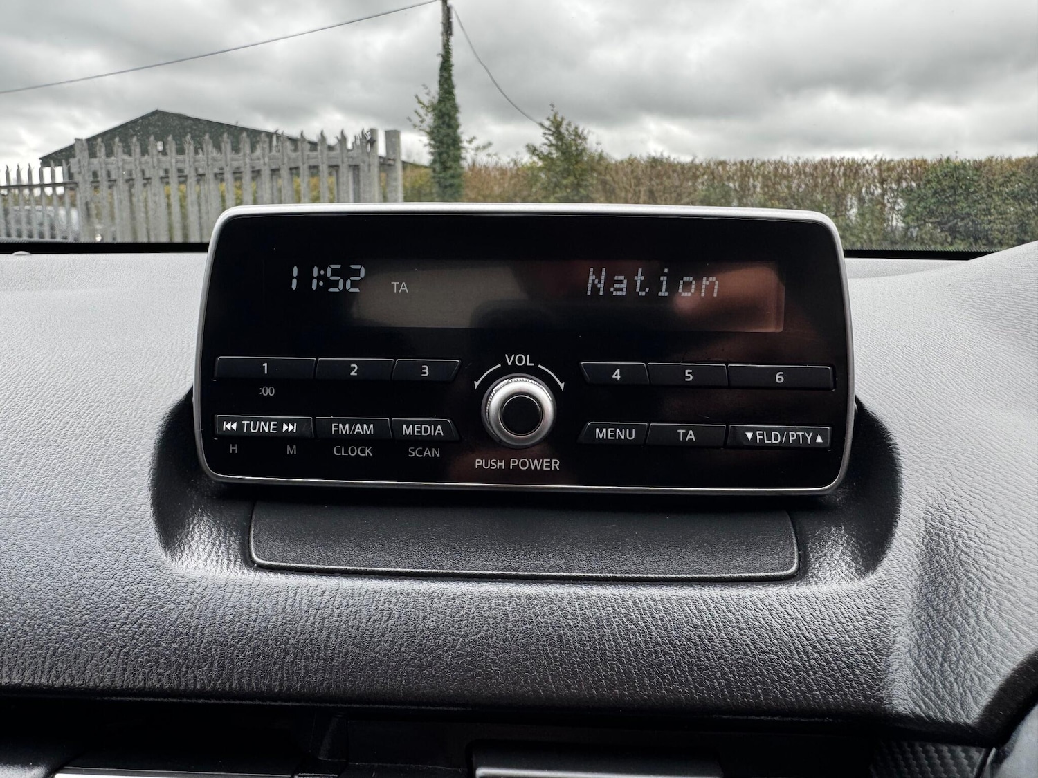 Used Mazda Mazda2 2016 for sale - 76498646: Photo 34