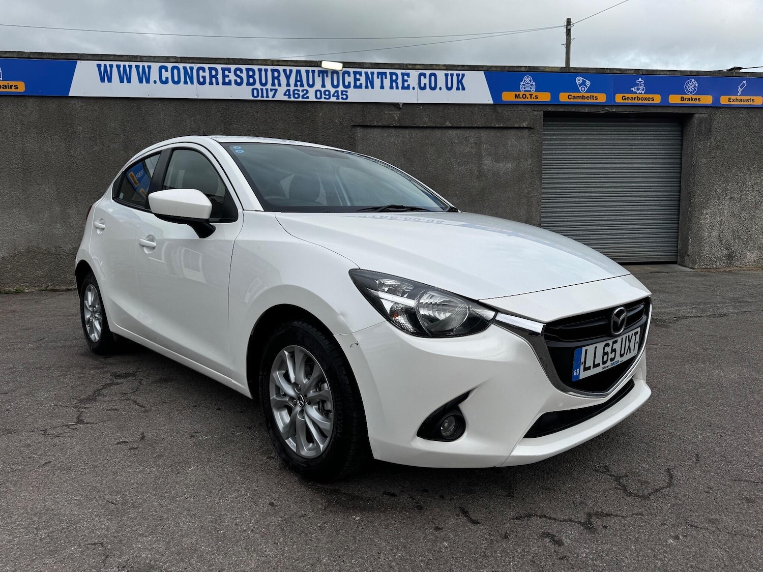 Used Mazda Mazda2 2016 for sale - 76498646: Photo 4