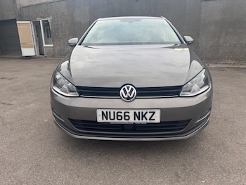 Used Volkswagen Golf 2016 for sale - 75702425: Photo