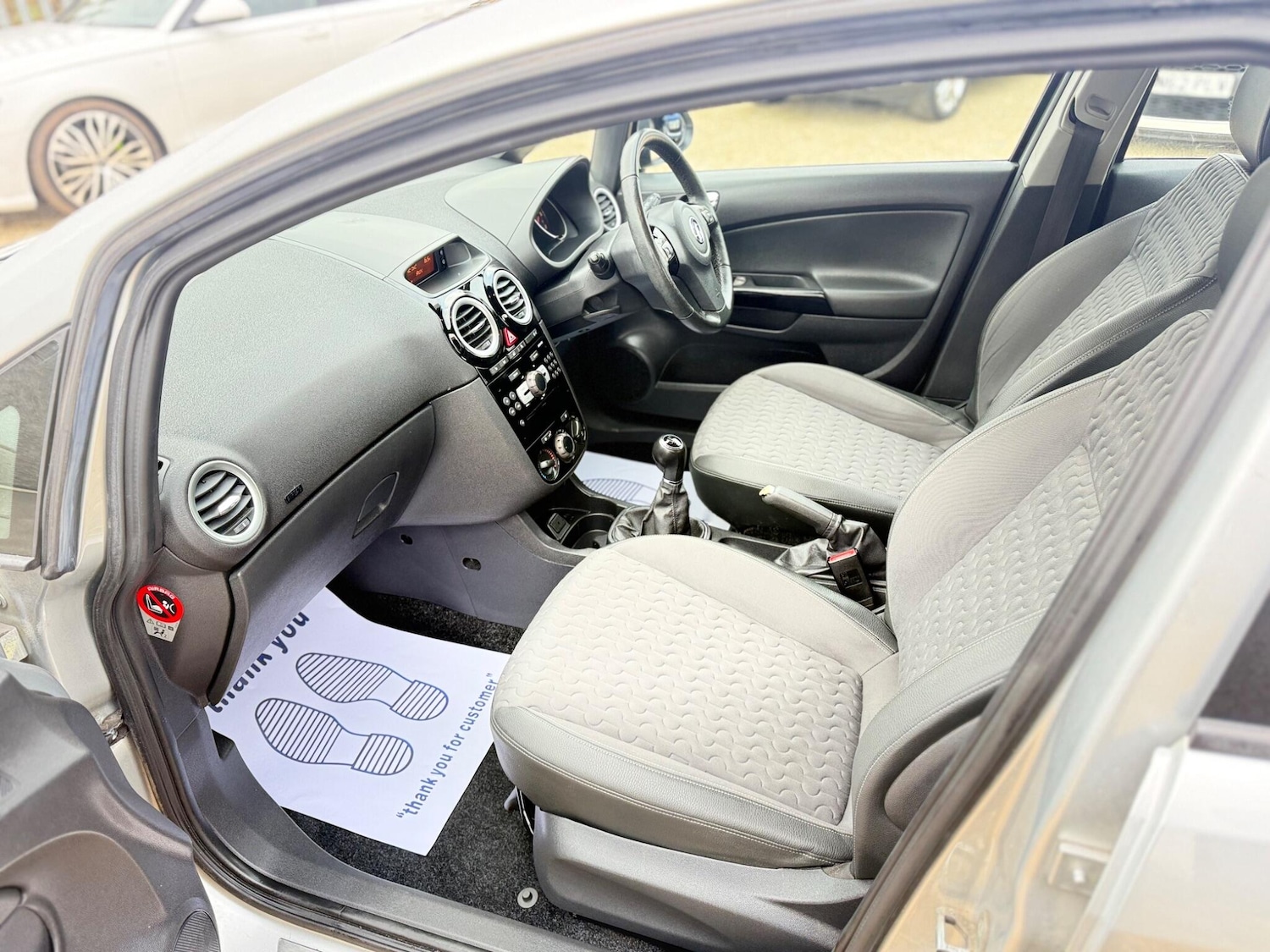 Used Vauxhall Corsa 2015 for sale - 77067117: Photo 18