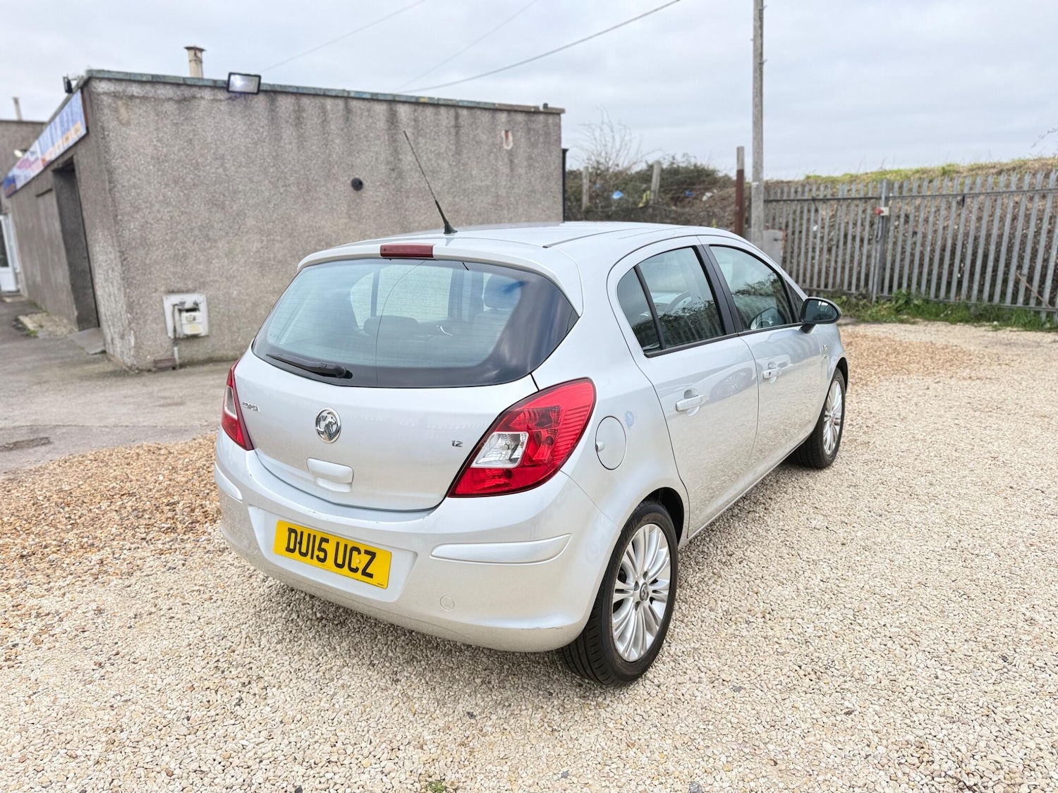 Used Vauxhall Corsa 2015 for sale - 77067117: Photo 7