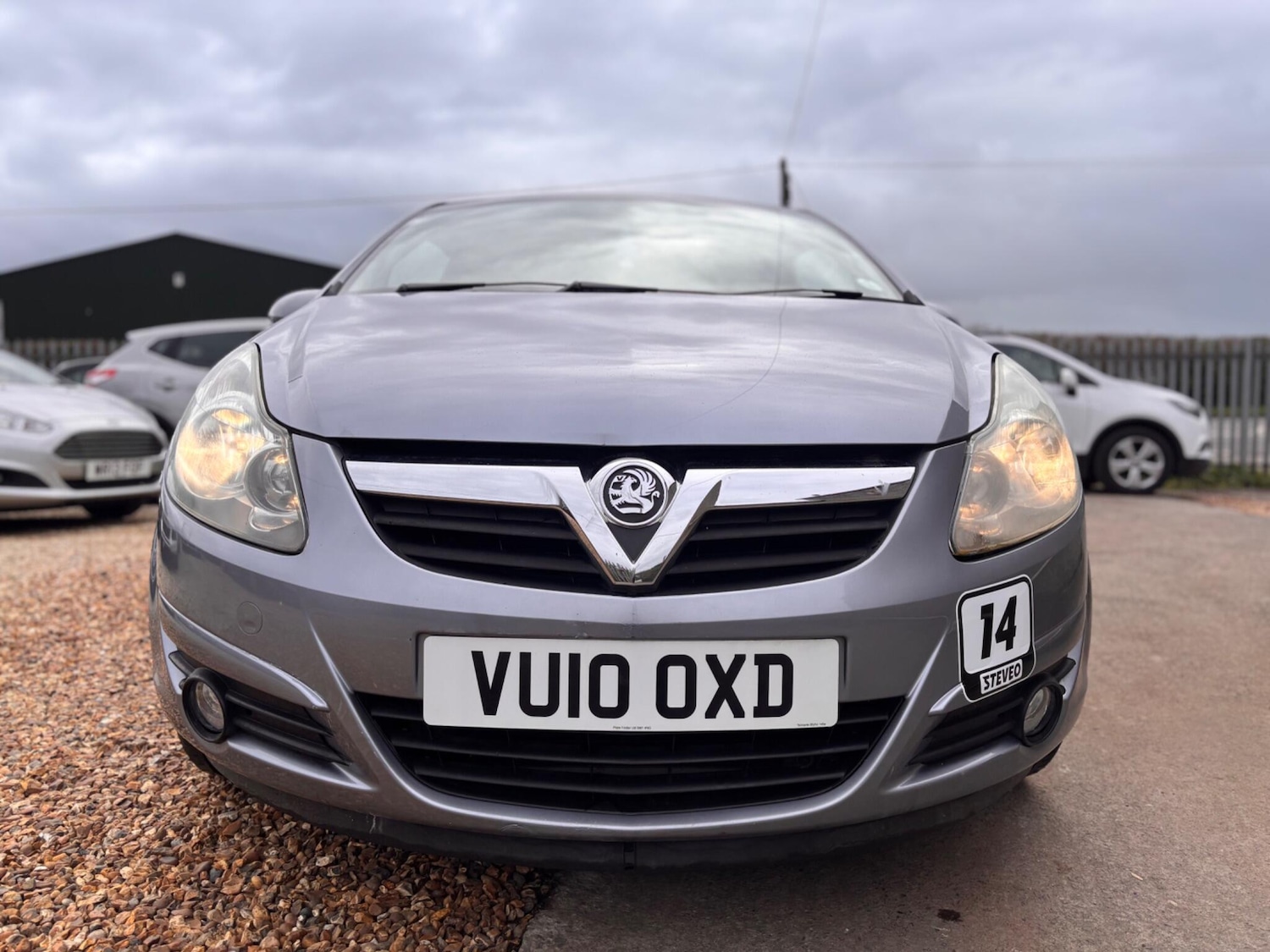 Used Vauxhall Corsa 2010 for sale - 77934214: Photo 2