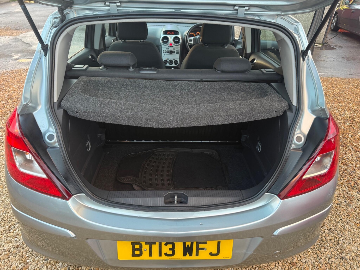 Used Vauxhall Corsa 2013 for sale - 77190783: Photo 23