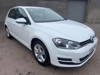 Used Volkswagen Golf 2017 for sale - 79062736: Photo