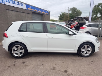 Used Volkswagen Golf 2017 for sale - 79062736: Photo