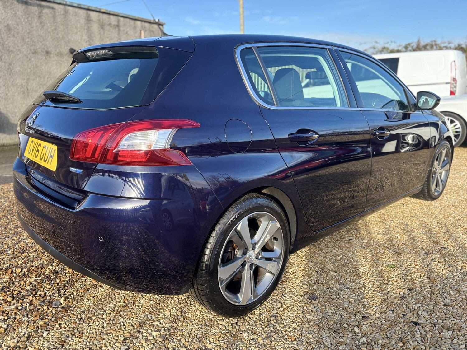 Used Peugeot 308 2016 for sale - 76964365: Photo 11