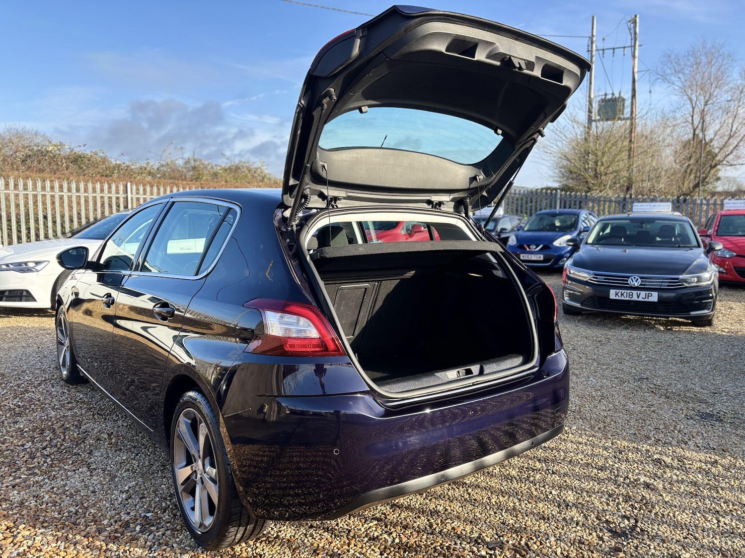 Used Peugeot 308 2016 for sale - 76964365: Photo 21