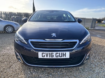 Used Peugeot 308 2016 for sale - 76964365: Photo