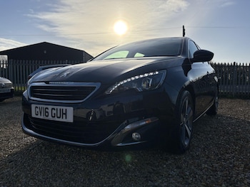 Used Peugeot 308 2016 for sale - 76964365: Photo