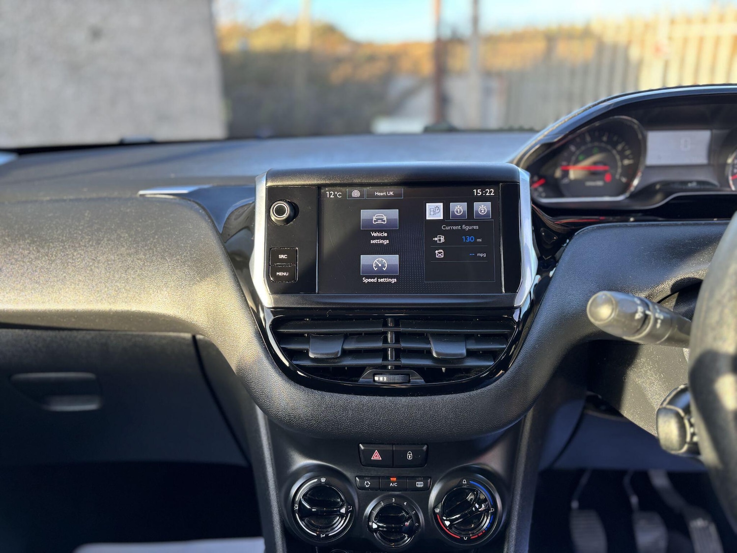 Used Peugeot 208 2014 for sale - 76926157: Photo 16