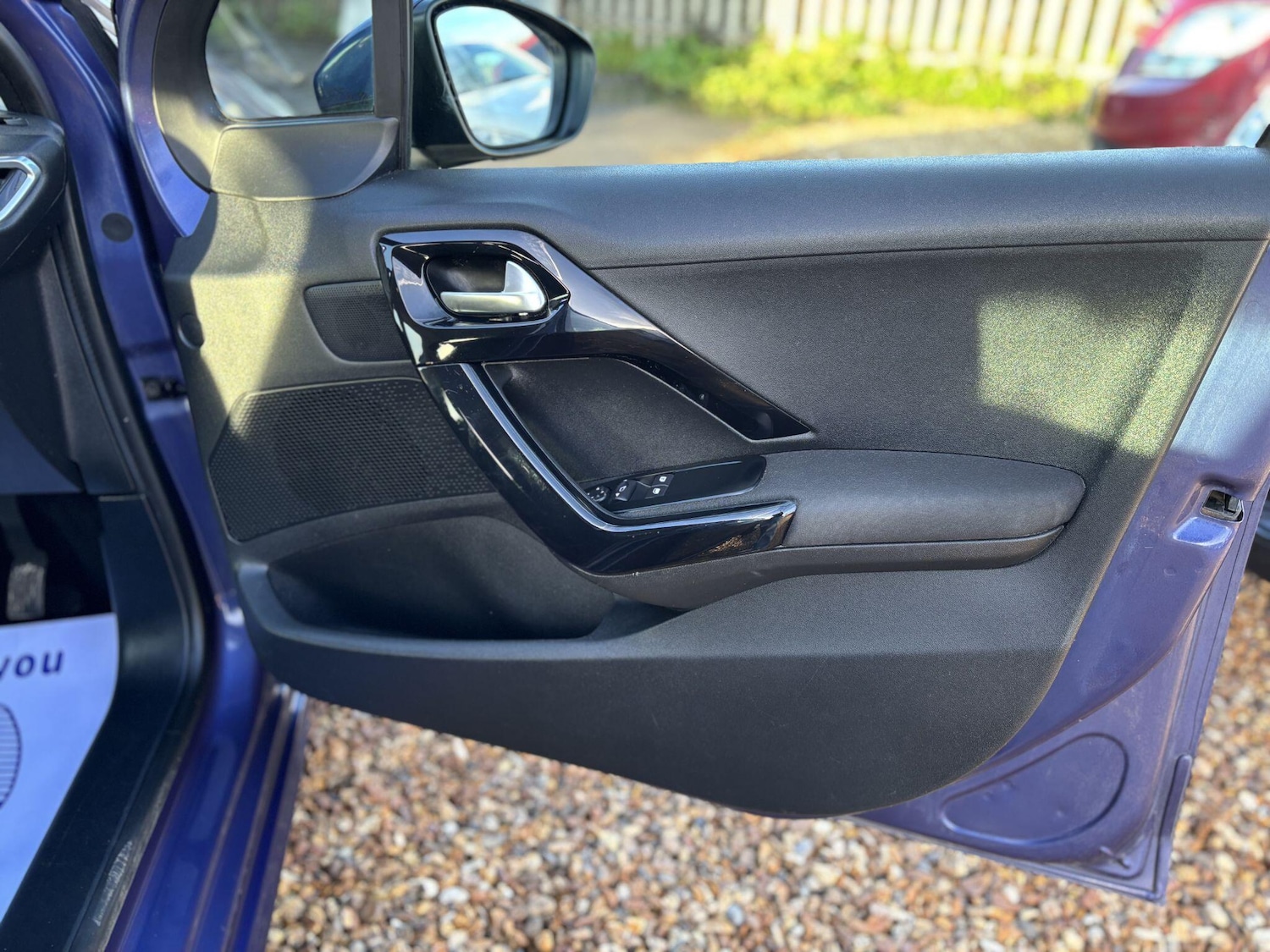 Used Peugeot 208 2014 for sale - 76926157: Photo 20