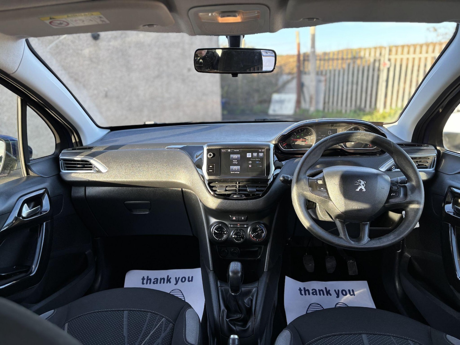 Used Peugeot 208 2014 for sale - 76926157: Photo 24