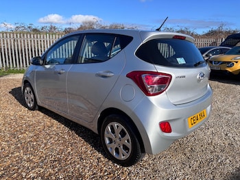 Used Hyundai i10 2014 for sale - 77359226: Photo