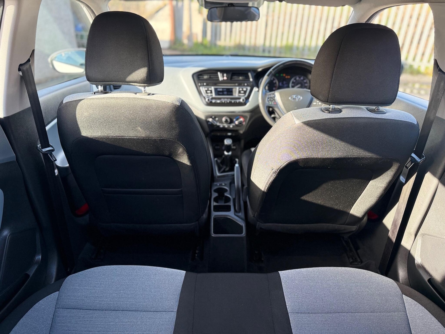 Used Hyundai i20 2016 for sale - 78072885: Photo 34