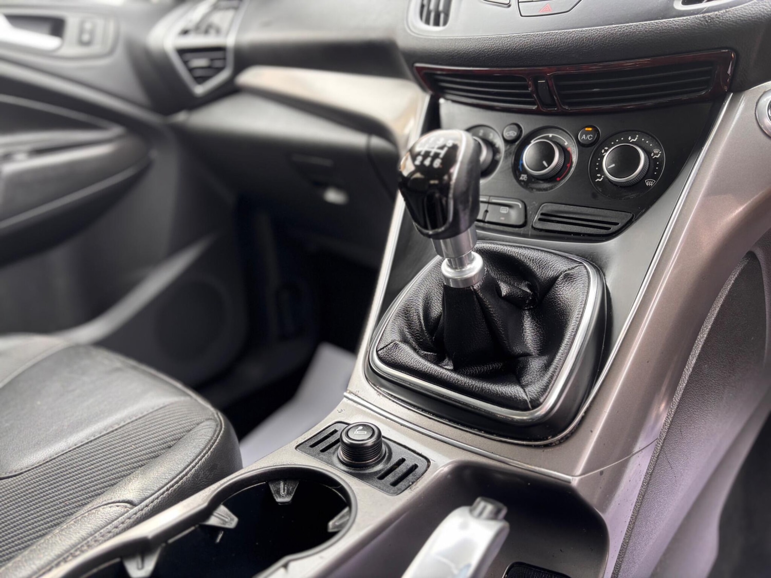 Used Ford Kuga 2013 for sale - 77934216: Photo 13