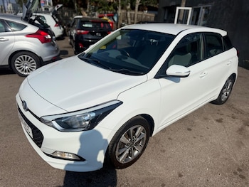 Used Hyundai i20 2015 for sale - 79292388: Photo