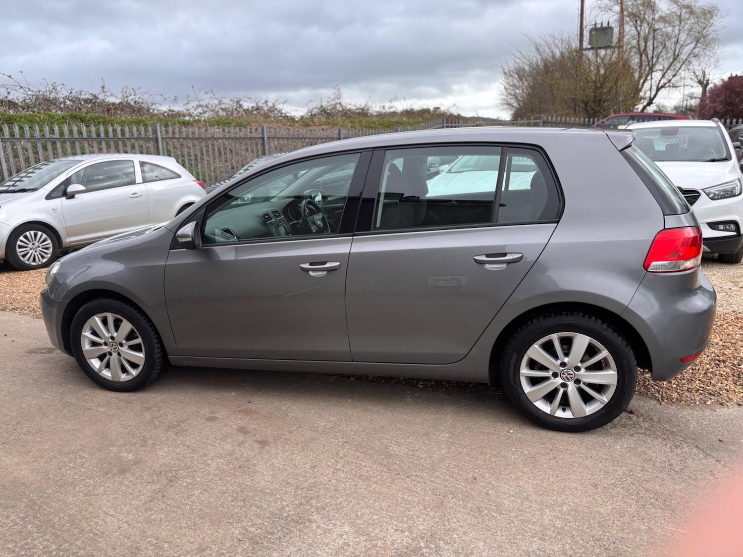 Used Volkswagen Golf 2012 for sale - 77934217: Photo 6