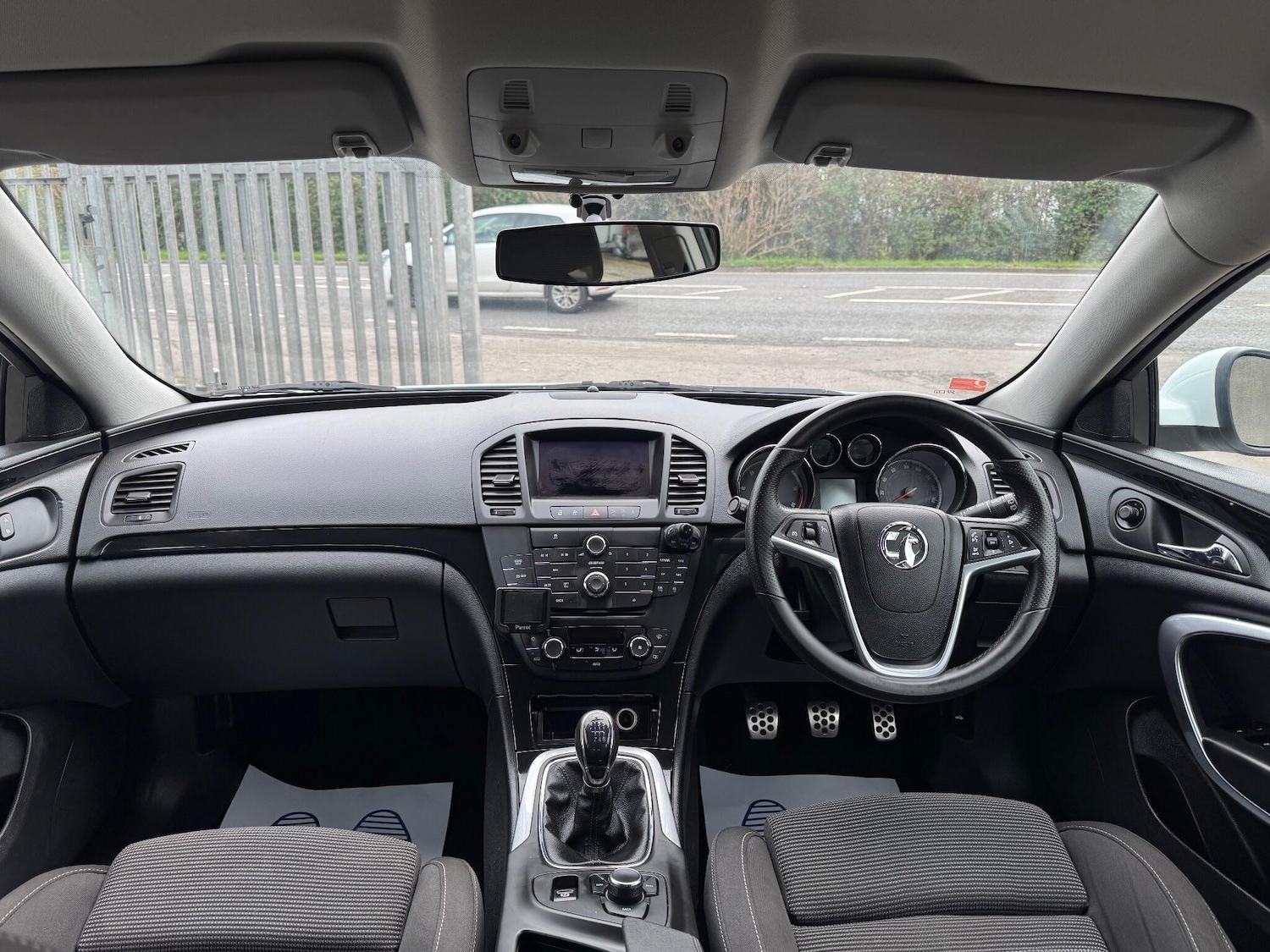 Used Vauxhall Insignia 2010 for sale - 76152222: Photo 14