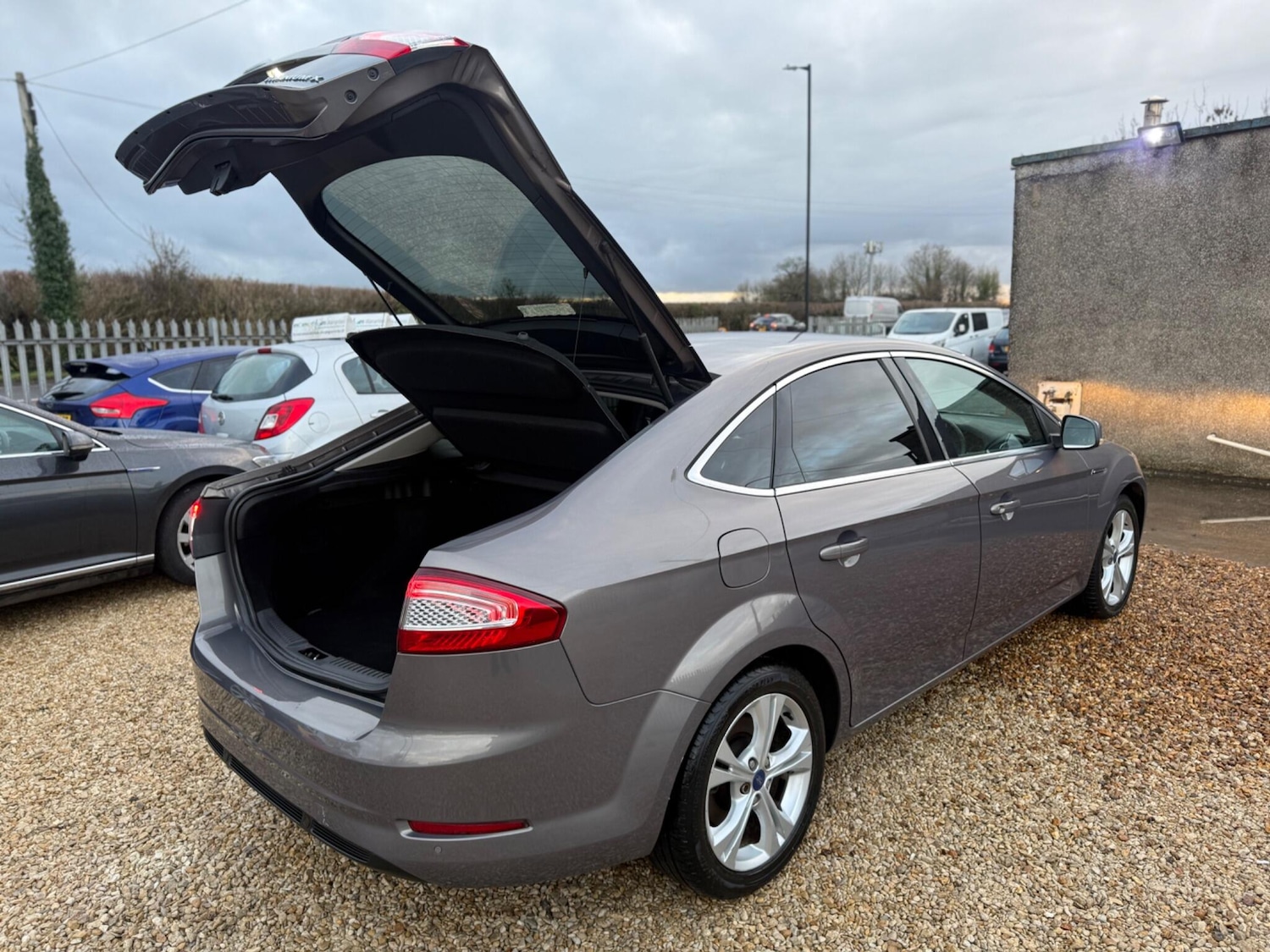 Used Ford Mondeo 2014 for sale - 77191288: Photo 17