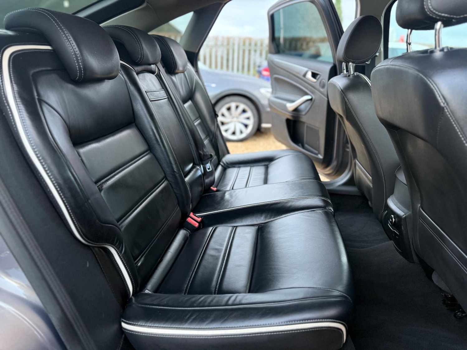 Used Ford Mondeo 2014 for sale - 77191288: Photo 25