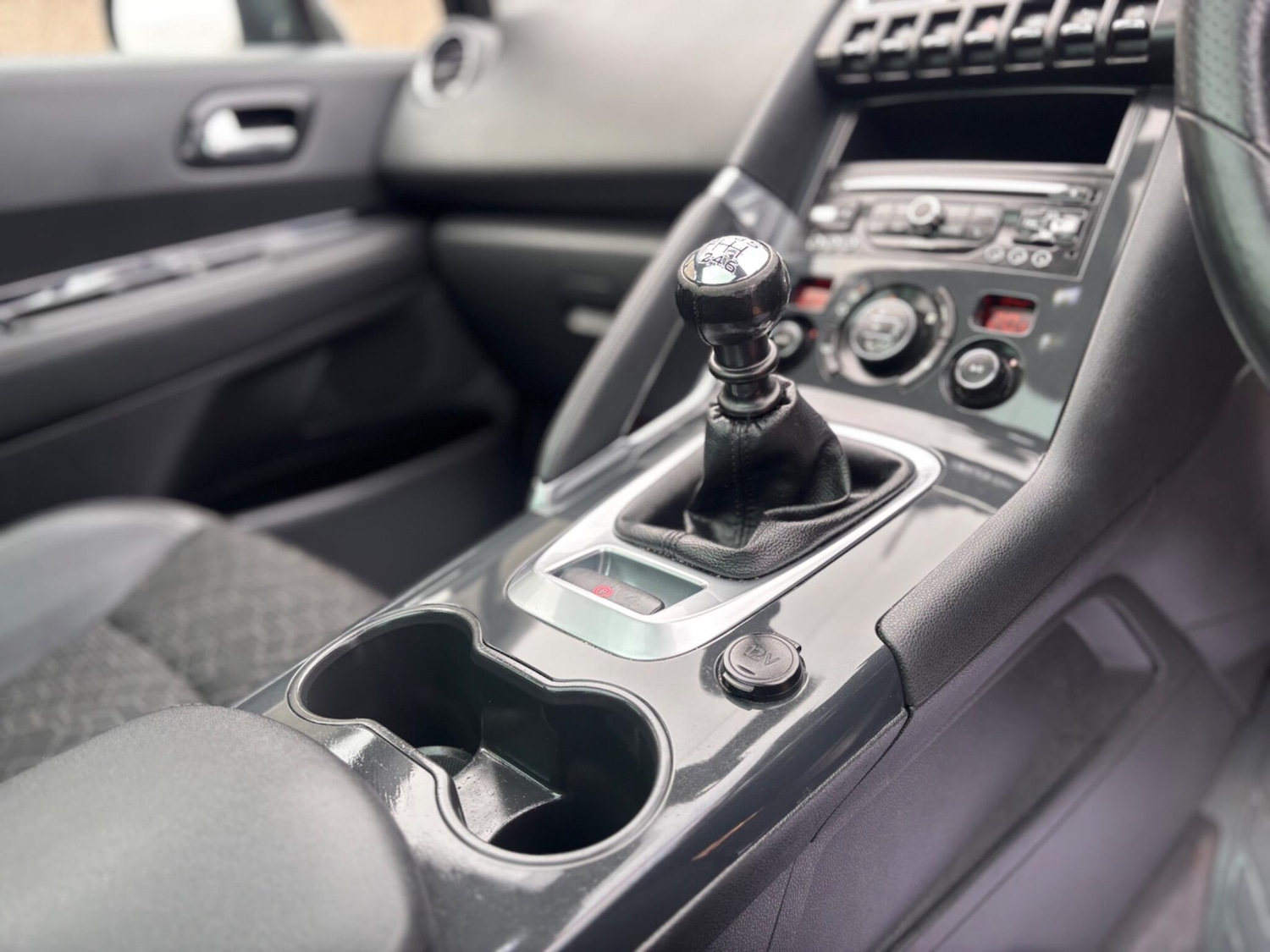 Used Peugeot 3008 2015 for sale - 77940608: Photo 17