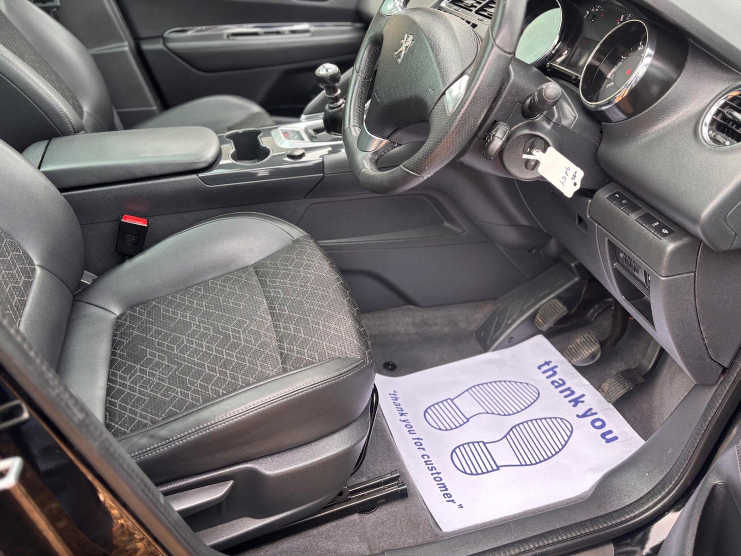 Used Peugeot 3008 2015 for sale - 77940608: Photo 19