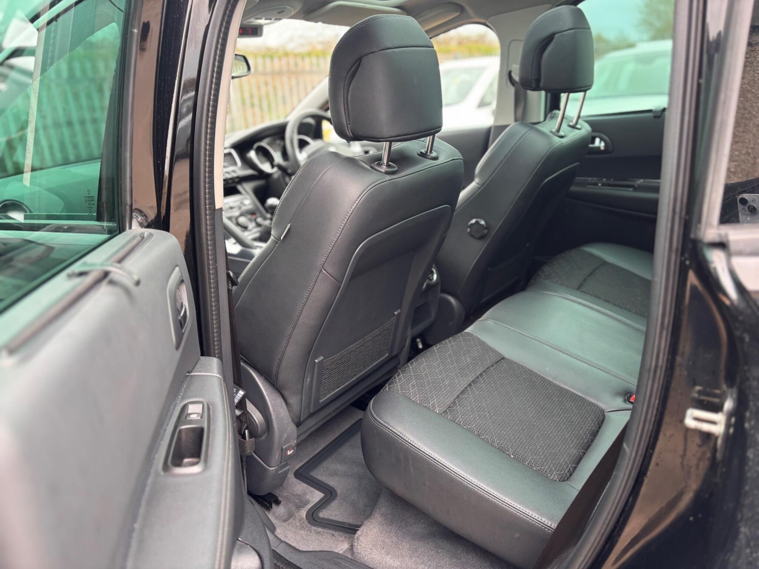 Used Peugeot 3008 2015 for sale - 77940608: Photo 20