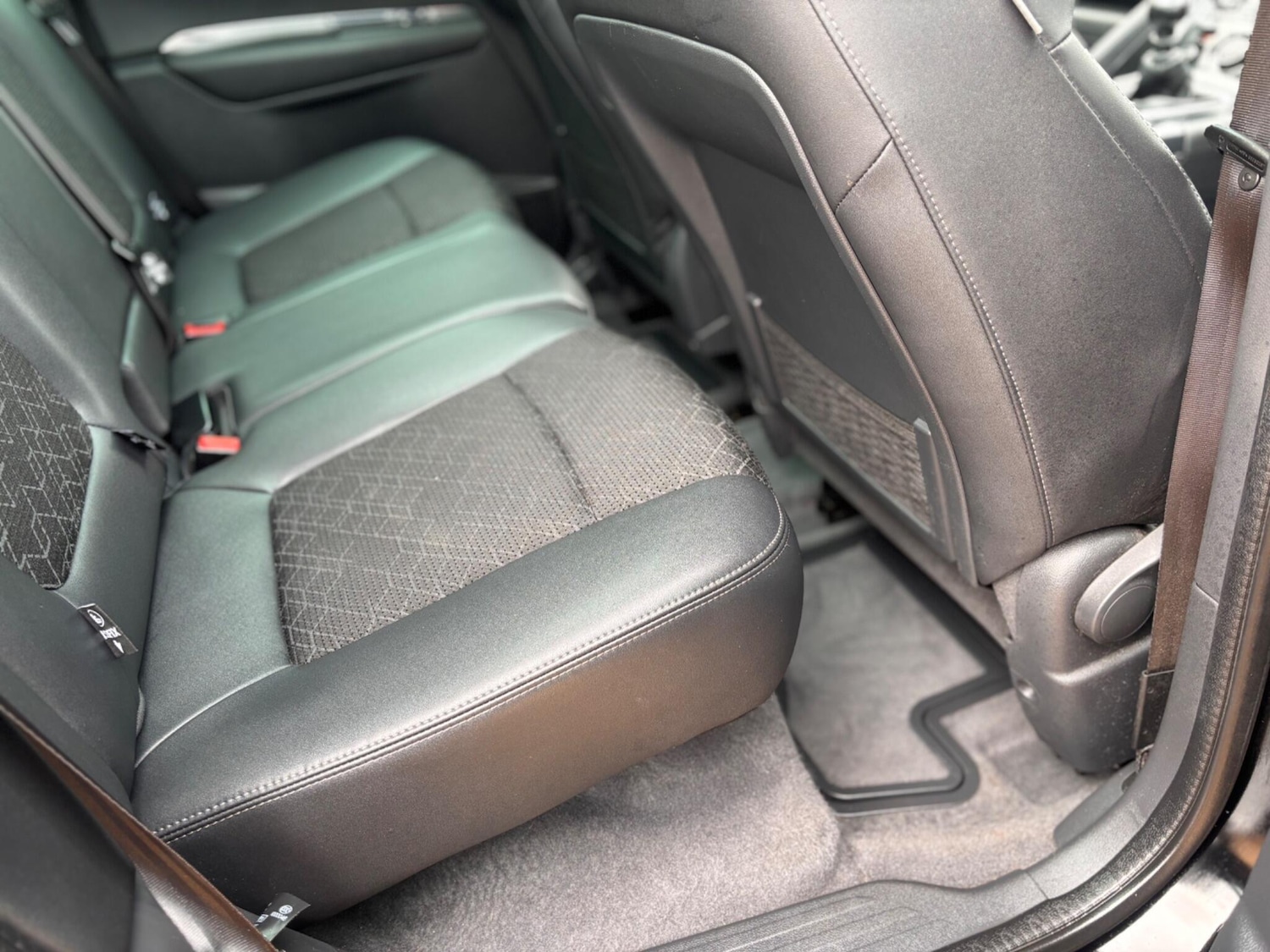 Used Peugeot 3008 2015 for sale - 77940608: Photo 22