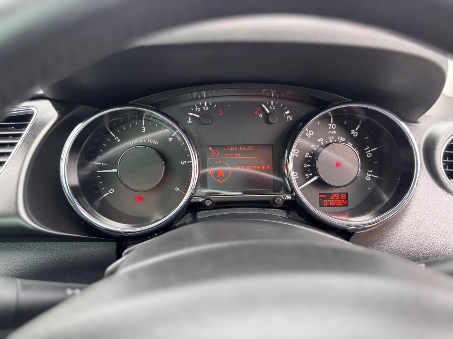 Used Peugeot 3008 2015 for sale - 77940608: Photo 27