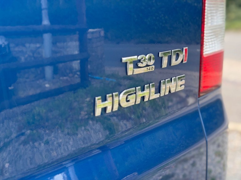 Used Volkswagen Transporter 2015 for sale - 76631981: Photo 10