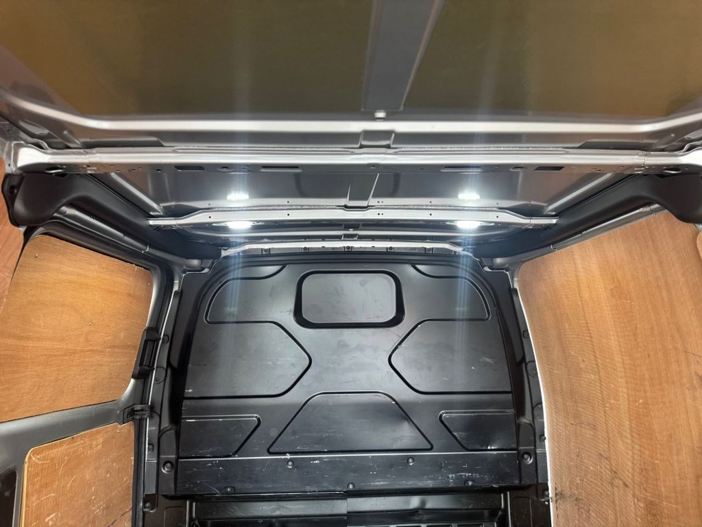 Used Ford Transit Custom 2018 for sale - 76631969: Photo 19