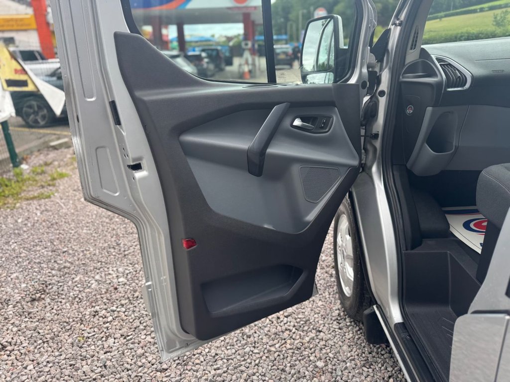 Used Ford Transit Custom 2018 for sale - 76631969: Photo 31