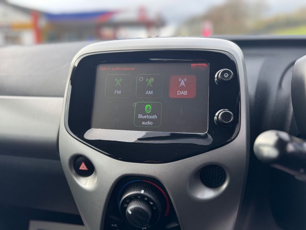 Used Peugeot 108 2016 for sale - 76632207: Photo 22