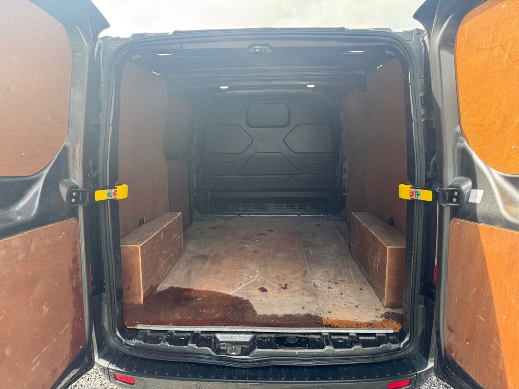 Used Ford Transit Custom 2020 for sale - 76631902: Photo 11