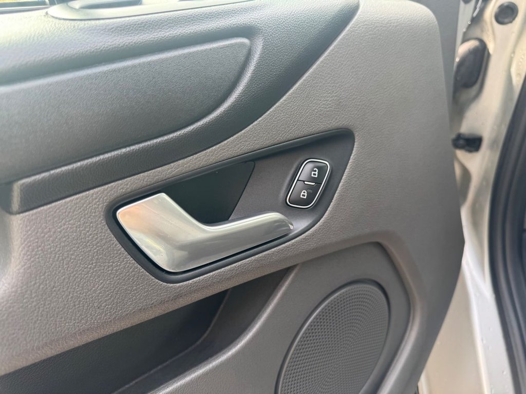 Used Ford Transit Custom 2020 for sale - 76631900: Photo 19