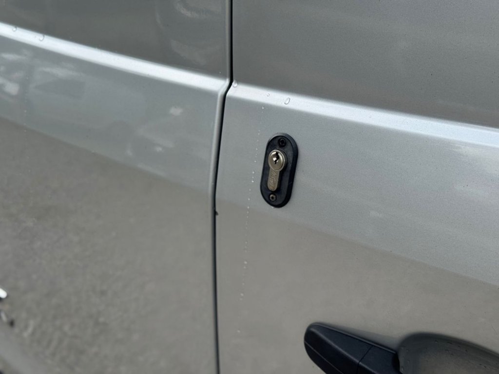 Used Ford Transit Custom 2020 for sale - 76631900: Photo 37