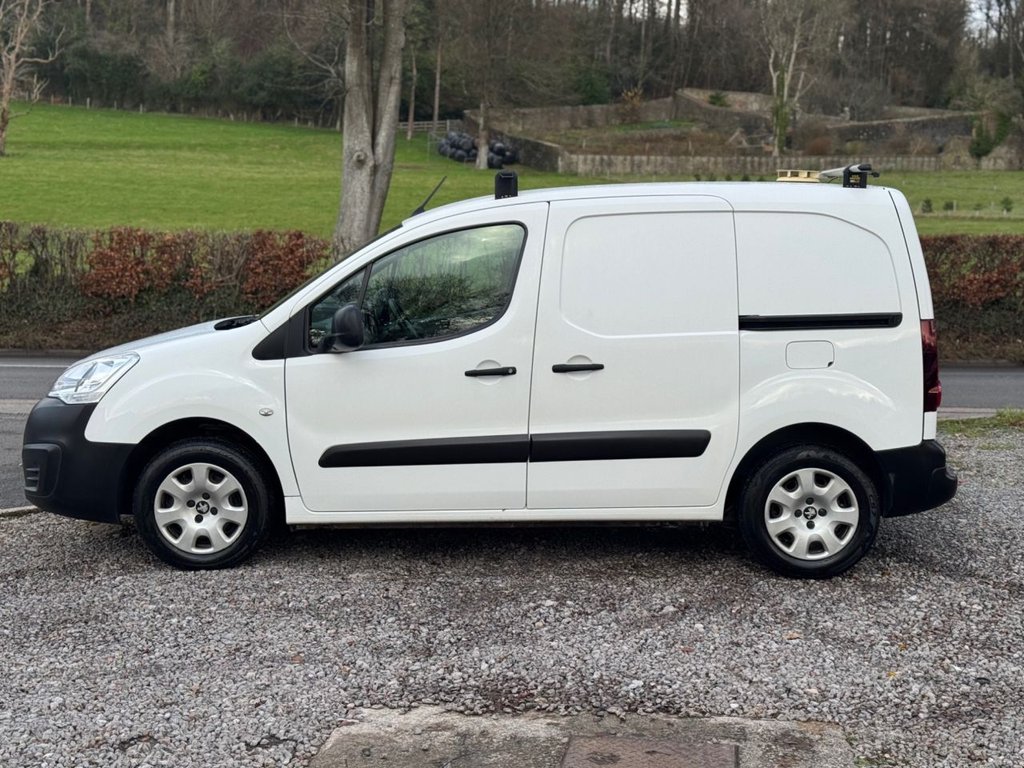 Used Peugeot Partner 2018 for sale - 76910532: Photo 2