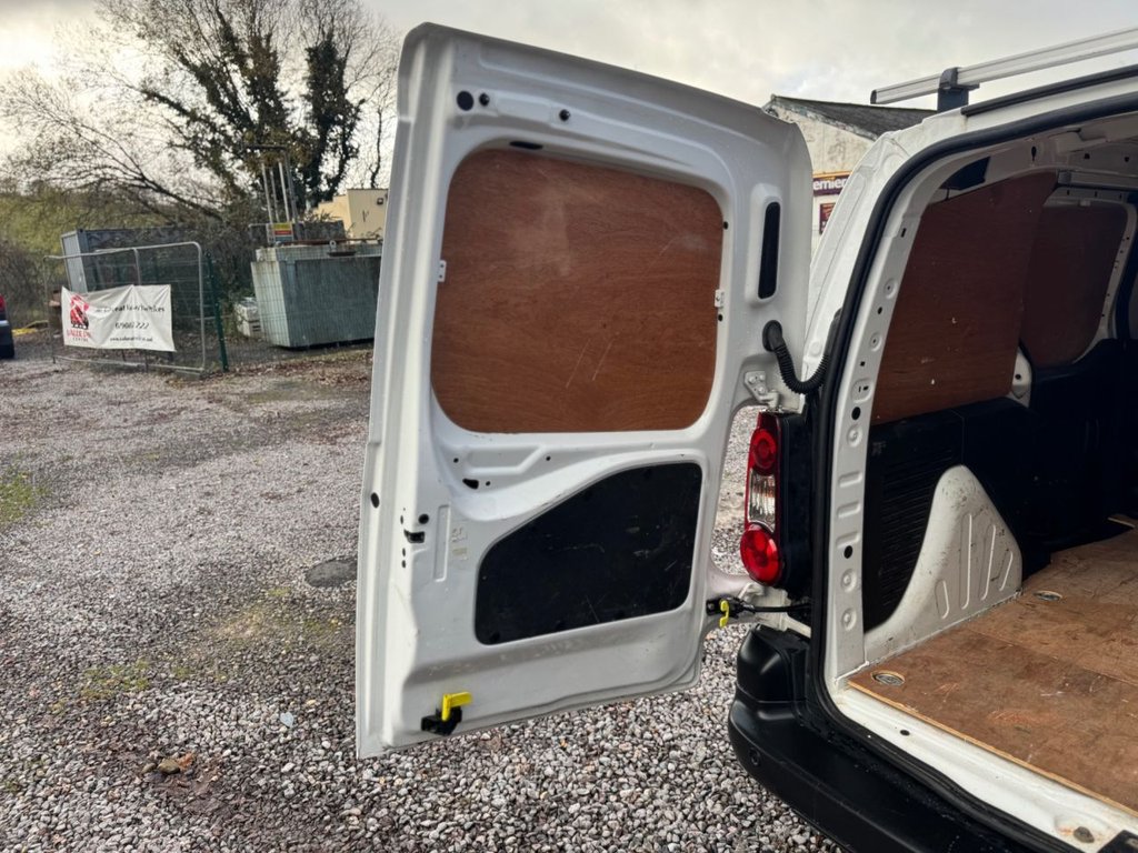 Used Peugeot Partner 2018 for sale - 76910532: Photo 23