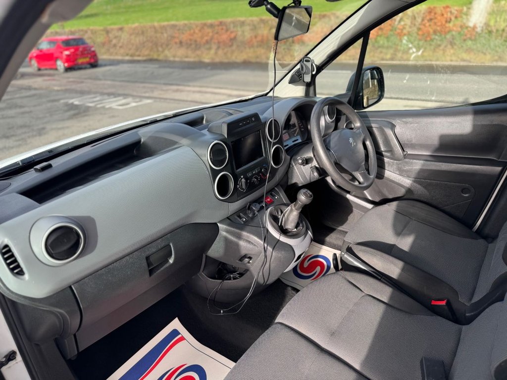 Used Peugeot Partner 2018 for sale - 76910532: Photo 25