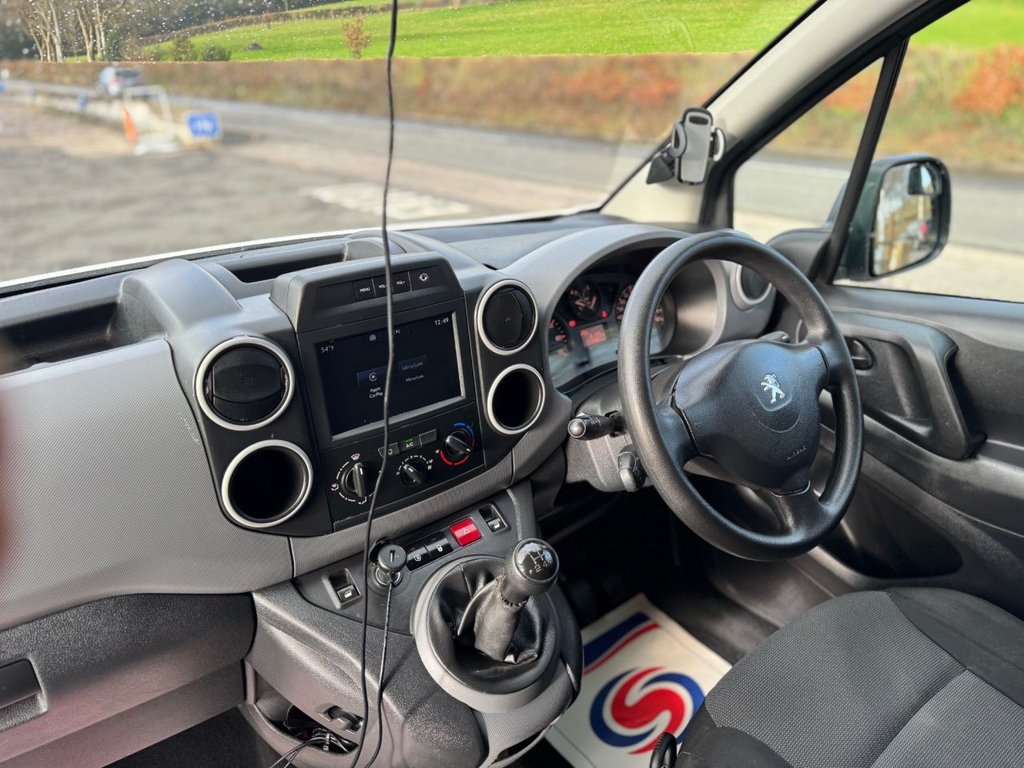 Used Peugeot Partner 2018 for sale - 76910532: Photo 29