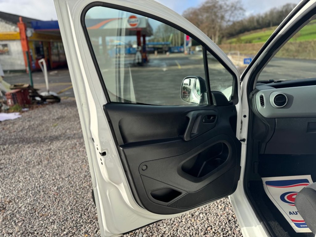 Used Peugeot Partner 2018 for sale - 76910532: Photo 30